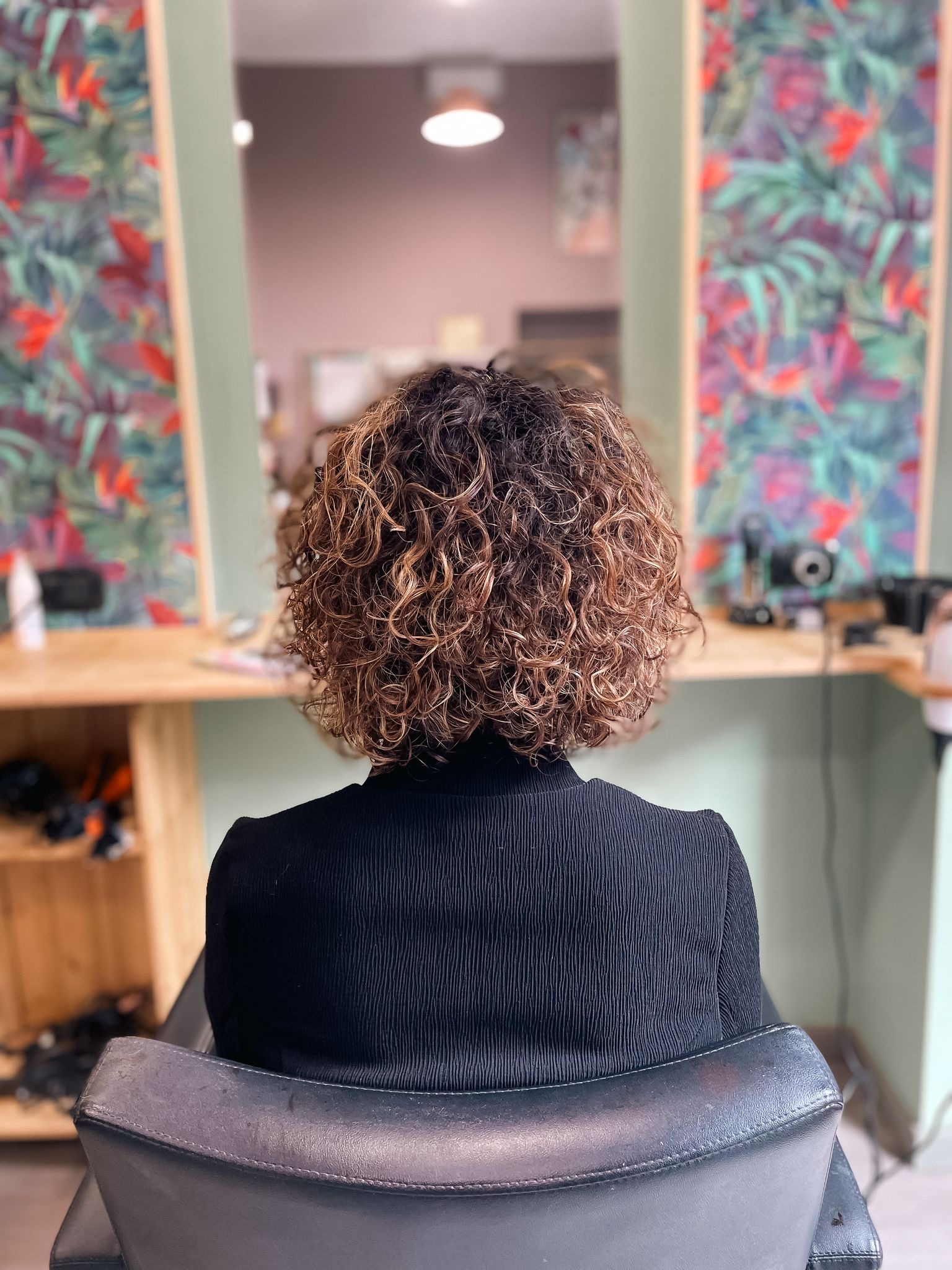 Colorazione capelli corti